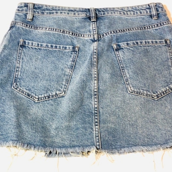 Free People We The Free Denim Zipper Skirt Size 29 - Picture 4 of 7